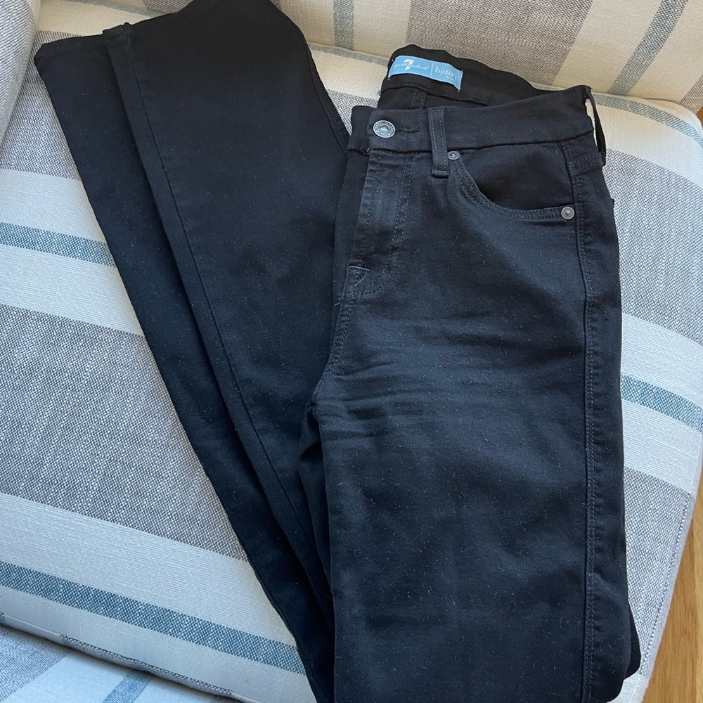 7 for all mankind size 26 black straight leg jean